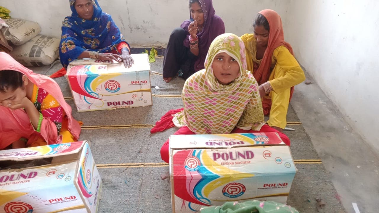 The Bahawalpur Sewing Center, photo 12